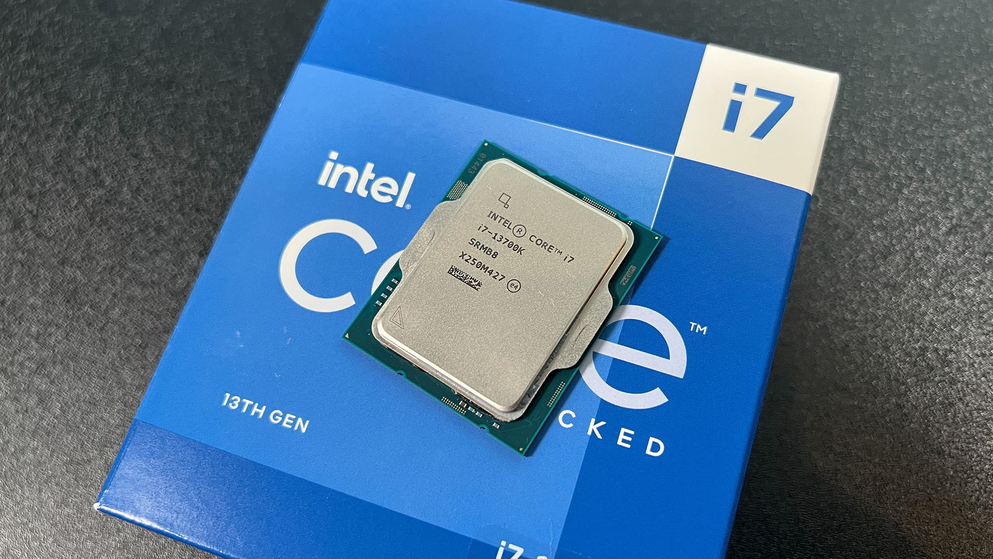 CPU Intel Core i7-13700K (3.4GHz turbo up to 5.4Ghz, 16 nhân 24 luồng, 24MB Cache, 125W) - Socket Intel LGA 1700/Raptor Lake) (ID: 68380)